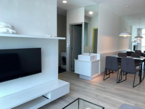 Straits Garden Suites